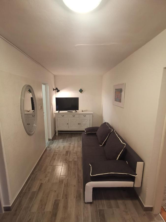 Apartment Dino Novi Vinodolski Eksteriør billede